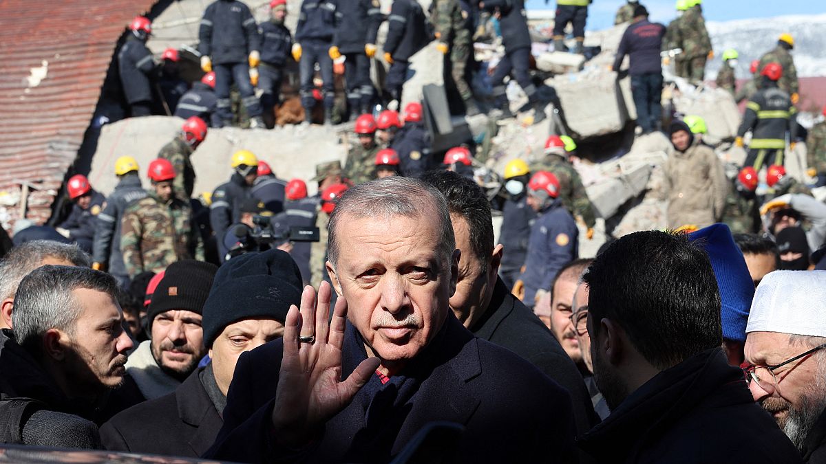 Президент Турции в пострадавших районах