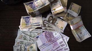 Nigeria push for new currency notes creates crisis