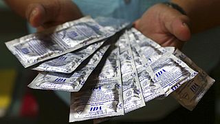Des préservatifs distribués aux Philippines, 2016