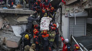 Спасение 36-летнего жителя Искандеруна, провинция Хатай, Турция, 11 февраля 2023 г.