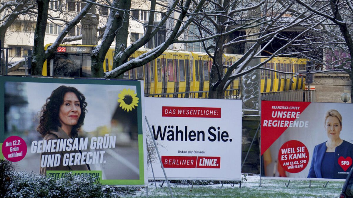 Affiches électorales pour la campagne à Berlin.
