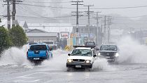 Una carretera inundada por los primeros efectos del ciclón Gabrielle
