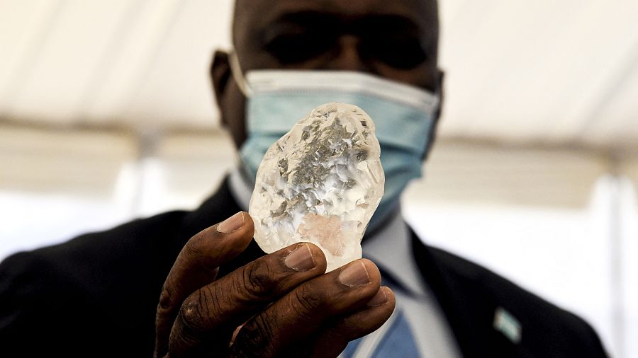 Diamond-Rich Botswana Secures Larger Stake in New Deal With De Beers G –  Beeghly & Co.