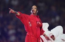 Rihanna pendant la mi-temps du Super Bowl à Gledale, en Arizona aux Etats-Unis, le 12 février 2023.