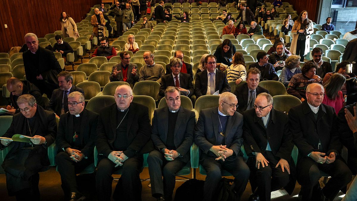 Cardeal-patriarca de Lisboa e Presidente da Conferência Episcopal ouvem resultados da comissão