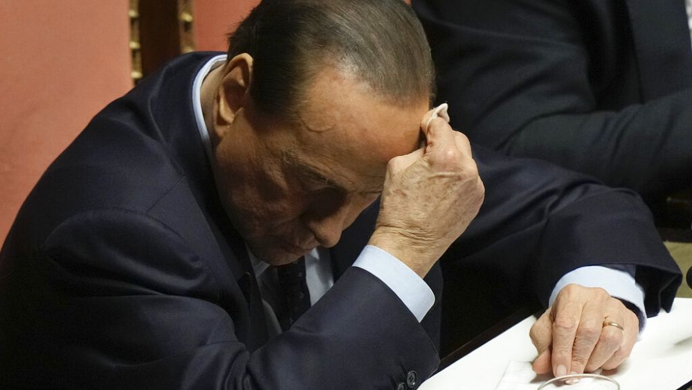 Silvio Berlusconi “diagnosticata la leucemia”.