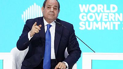 A Dubaï, le président égyptien fait l'éloge des Emirats Arabes Unis