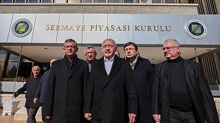 CHP Genel Başkanı Kemal Kılıçdaroğlu SPK önünde açıklama yaptı