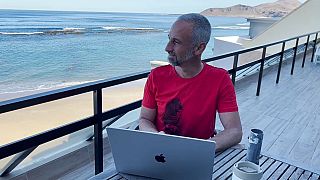 Shane Pearlman, teletrabajador que vive y trabaja en Canarias, España