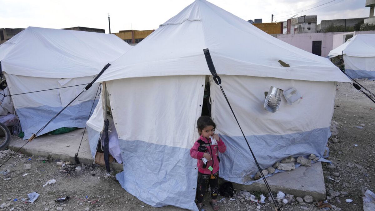 Milliók várnak az élelmiszer- és egészségügyi segélyekre Szíriában és Törökországban