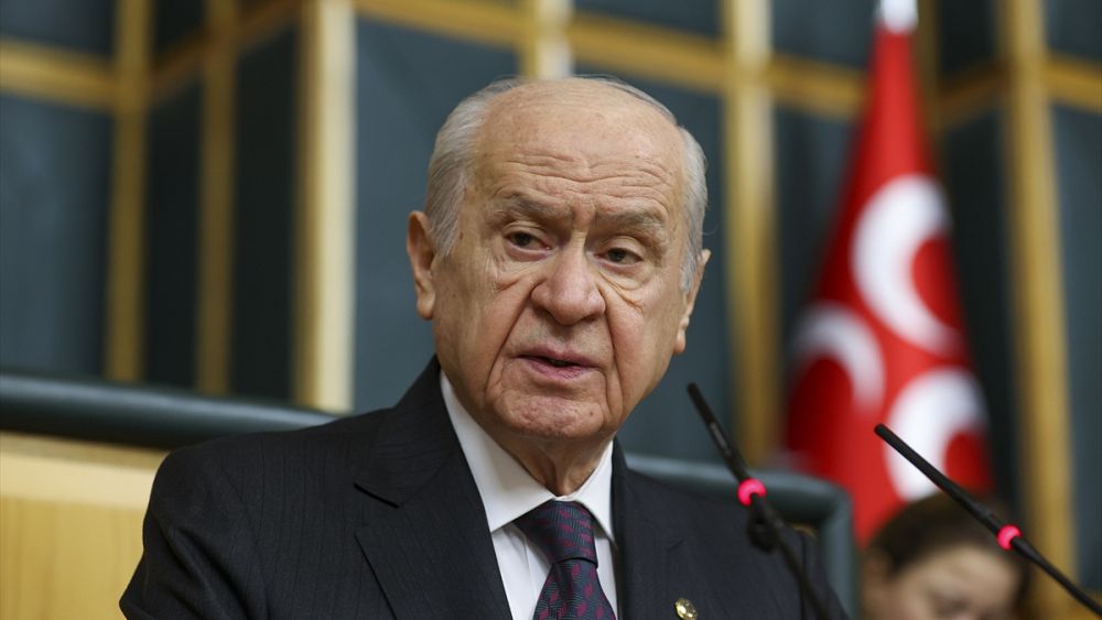 Devlet Bahçeli'den Deprem Bölgesi Için Yardım Toplayan Ahbap Derneğine ...