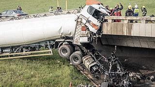 South Africa: 20 dead in collision between bus and armored car