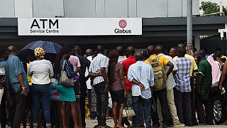 Currency crisis in Nigeria: citizens take to the streets in protest over cash shortage