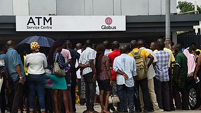 Currency crisis in Nigeria: citizens take to the streets in protest over cash shortage