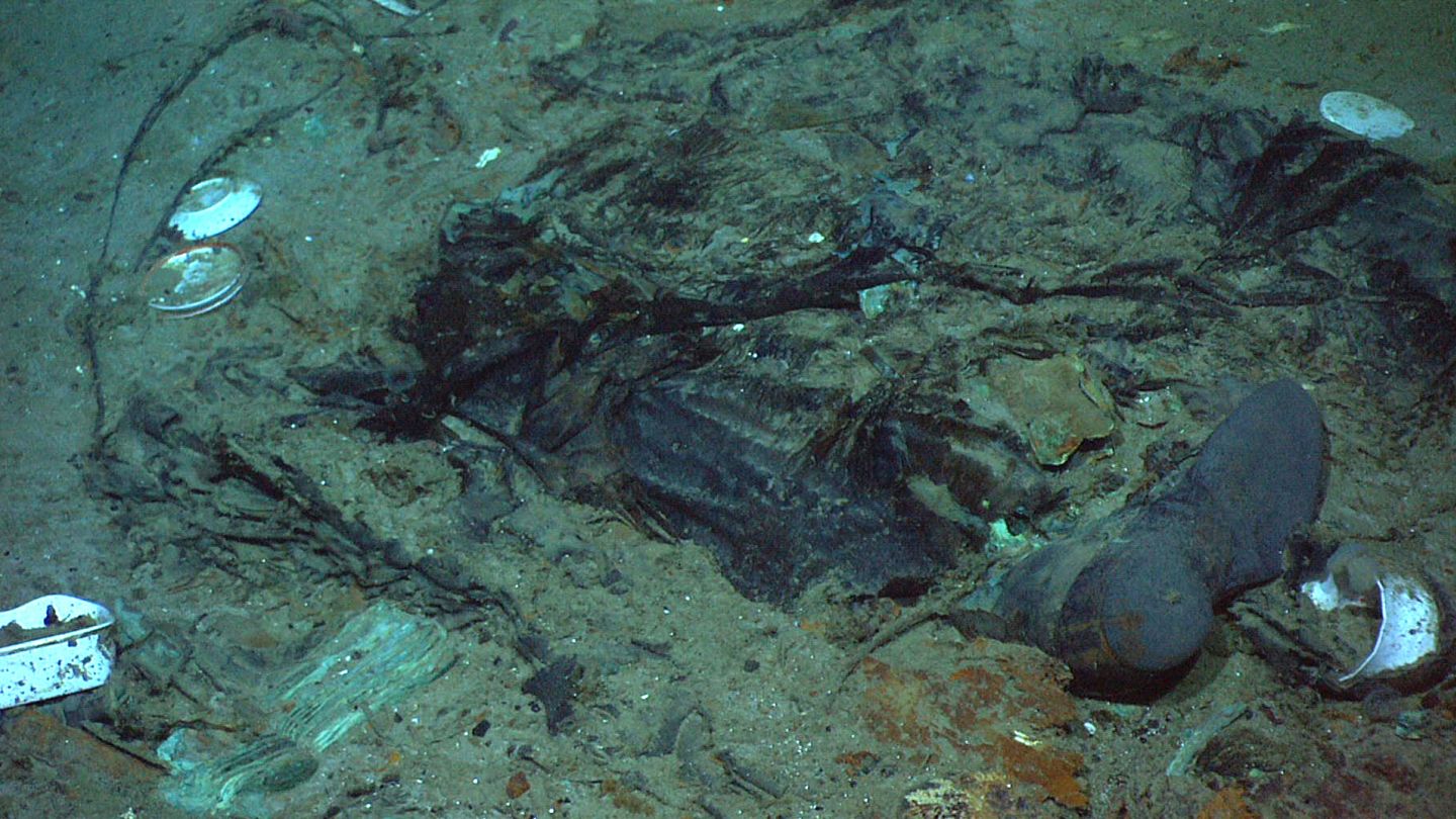 Unseen footage of the Titanic wreck from 1986 dive revealed | Euronews
