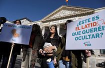 Elfogadta az abortuszreformot és az ország első transz-törvényét a spanyol parlament