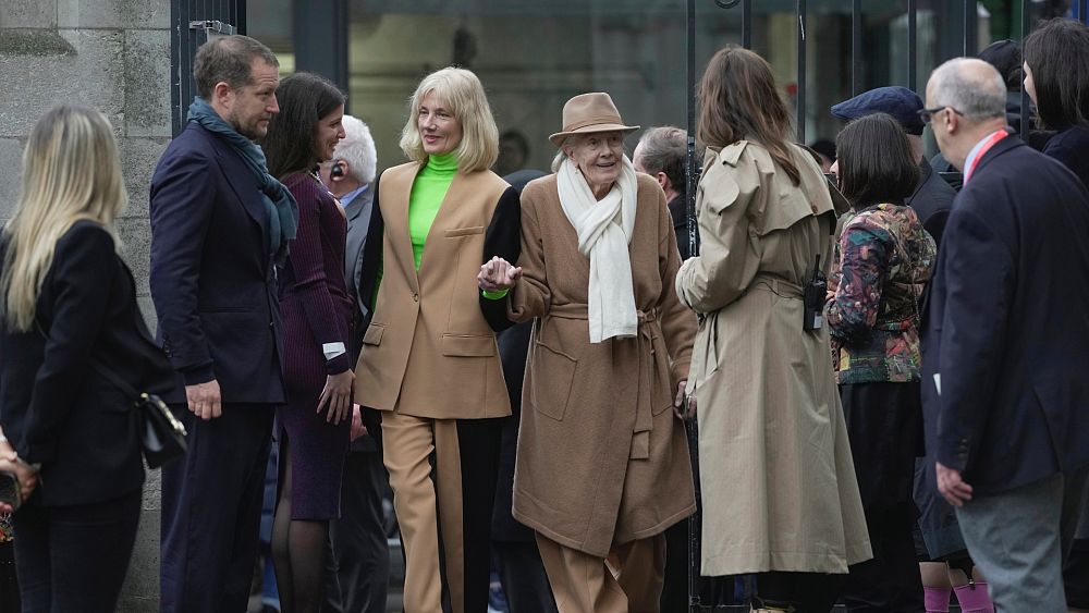 Vivienne Westwood memorial kicks off London Fashion Week