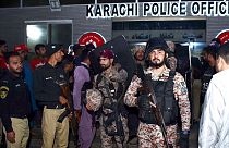 Pakistan Talibanı Karaçi Emniyet Müdürlüğü'ne saldırı düzenledi