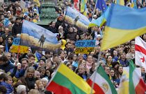 Ein Meer aus Flaggen auf der pro-ukrainischen Demo in München