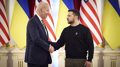 Zelenskyy com Biden em Kiev, em fevereiro de 2023