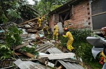 Спасатели ищут выживыших под завалами в Бразилии