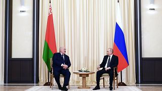 Vlagyimir Putyin orosz elnök és Aljakszandr Lukasenka fehérorosz elnök megbeszélést folytat elnöki rezidenciáján, Novo-Ogarjovóban 2023. február