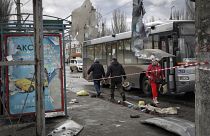 Bombe su una fermata del bus a Kherson