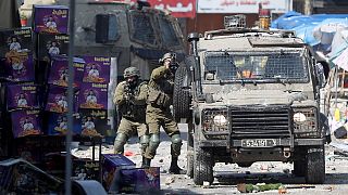 İsrail ordusu İsrail ordusunun, işgal altındaki Batı Şeria'nın Nablus kentinde baskın düzenledi
