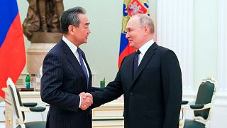 دیدار ولادیمیر پوتین، رئیس جمهوری روسیه با وانگ ای، وزیر خارجه پیشین و دیپلمات ارشد چین در کرملین