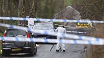 Kuzey İrlanda'nın Omagh kentinde bir emniyet mensubuna yapılan saldırı sonrası bölge polis kordonuna alındı