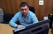 Депутат Абдалкин слушает послание Путина