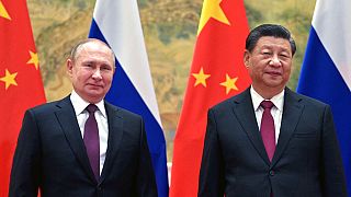 FILE - Председатель КНР Си Цзиньпин и президент России Владимир Путин перед началом переговоров в Пекине, Китай, 4 февраля 2022 года