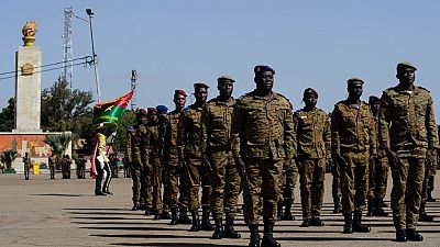 Burkina : 5 000 militaires recrutés pour un service minimal de 5 ans