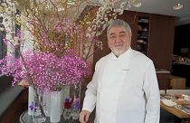 شاهد: كيومي ميكوني رئيس طهاة ياباني يبدع في تصميم أطباق مستلهمة من المطبخ الفرنسي
