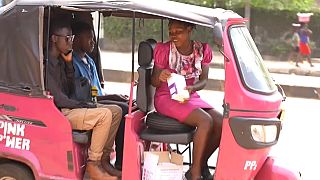 Sierra Leone : Pink Power en tricycle contre le VIH/SIDA