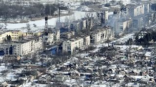 Ισοπεδωμένα κτίρια σε πόλη της ανατολικής Ουκρανίας όπου μαίνονται μάχες μεταξύ ουκρανικών και ρωσικών στρατευμάτων