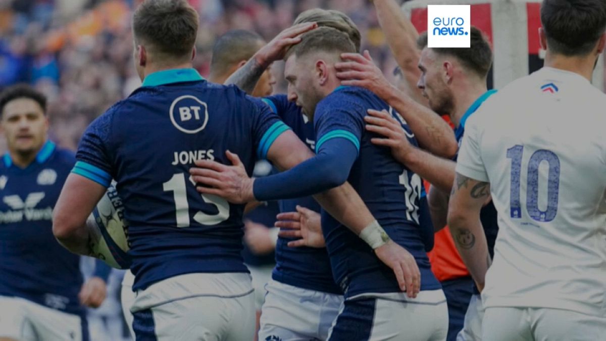 Escocia celebra un tanto frente a Francia en el Seis Naciones este domingo. 