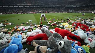 The "This toy is my friend" campaign, initiated by Beşiktaş Club due to the earthquakes in Kahramanmaraş, attracted great attention from black and white fans.