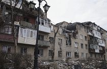 Zerstörte Gebäude in Bachmut