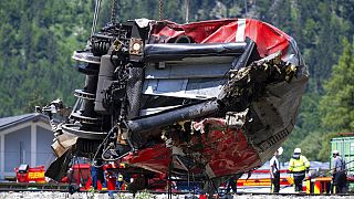 Almanya'nın Burgrain kenti yakınlarında 2022 yılında bir trenin yoldan çıkması sonucu meydana gelen tren kazası