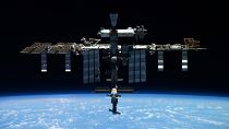 Satélite russo explode no espaço e obriga sete astronautas americanos a abrigarem-se