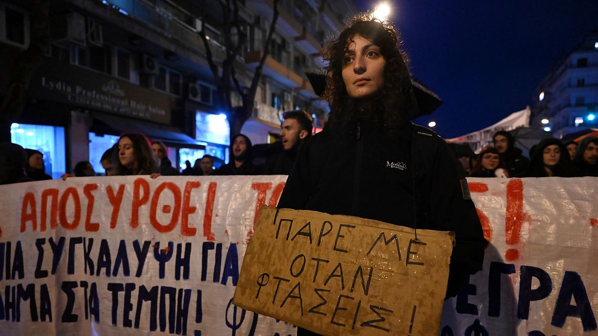 Yunanistan'da tren kazası protestosu