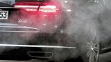 La proposition prévoit l'interdiction à la vente à partir de 2035 des voitures diesel et à essence