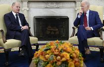 El presidente Joe Biden con el canciller alemán Olaf Scholz en la Casa Blanca en Washington, el viernes 3 de marzo de 2023.