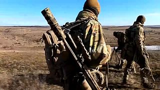 Cecchini ucraini difendono l'area di Bakhmut.