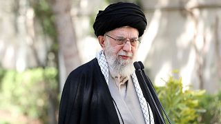 L'ayatollah Ali Khamenei, le 6 mars 2023 à Téhéran, où il a abordé pour la première fois la vague d'empoisonnement de jeunes filles.