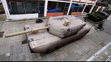 An inflatable tank which can act as a decoy on the battlefield