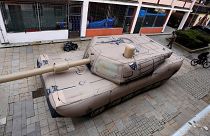 An inflatable tank which can act as a decoy on the battlefield
