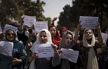 Protestierende Frauen in Afghanistan