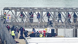 Des migrants à Douvres au Royaume-Uni (7 mars 2023)